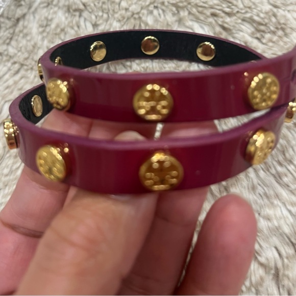 Tory Burch double wrap patent wrap around  bracelet - Picture 5 of 5